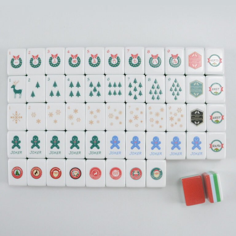 Gingerbread Snowflake Christmas 32mm American Mahjong Tile Set arranged tile set