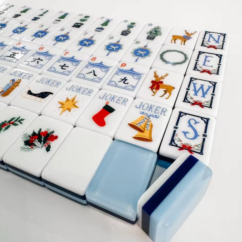 Winter Blue Reindeer 32mm American Mahjong Tile Set arranged tile set